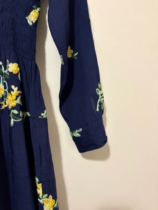 Fig and flower by Anthropologie Navy Maxi Dress with Floral Embroidery Size M - Picture 5 of 16